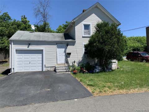 Homes For Sale - 4 Tallman Place<br/> Suffern, NY 10901