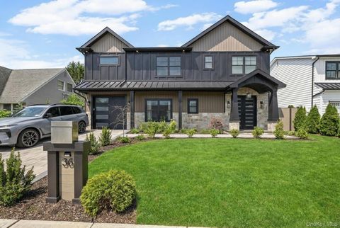 Homes For Sale - 36 Foster Lane<br/> Westbury, NY 11590