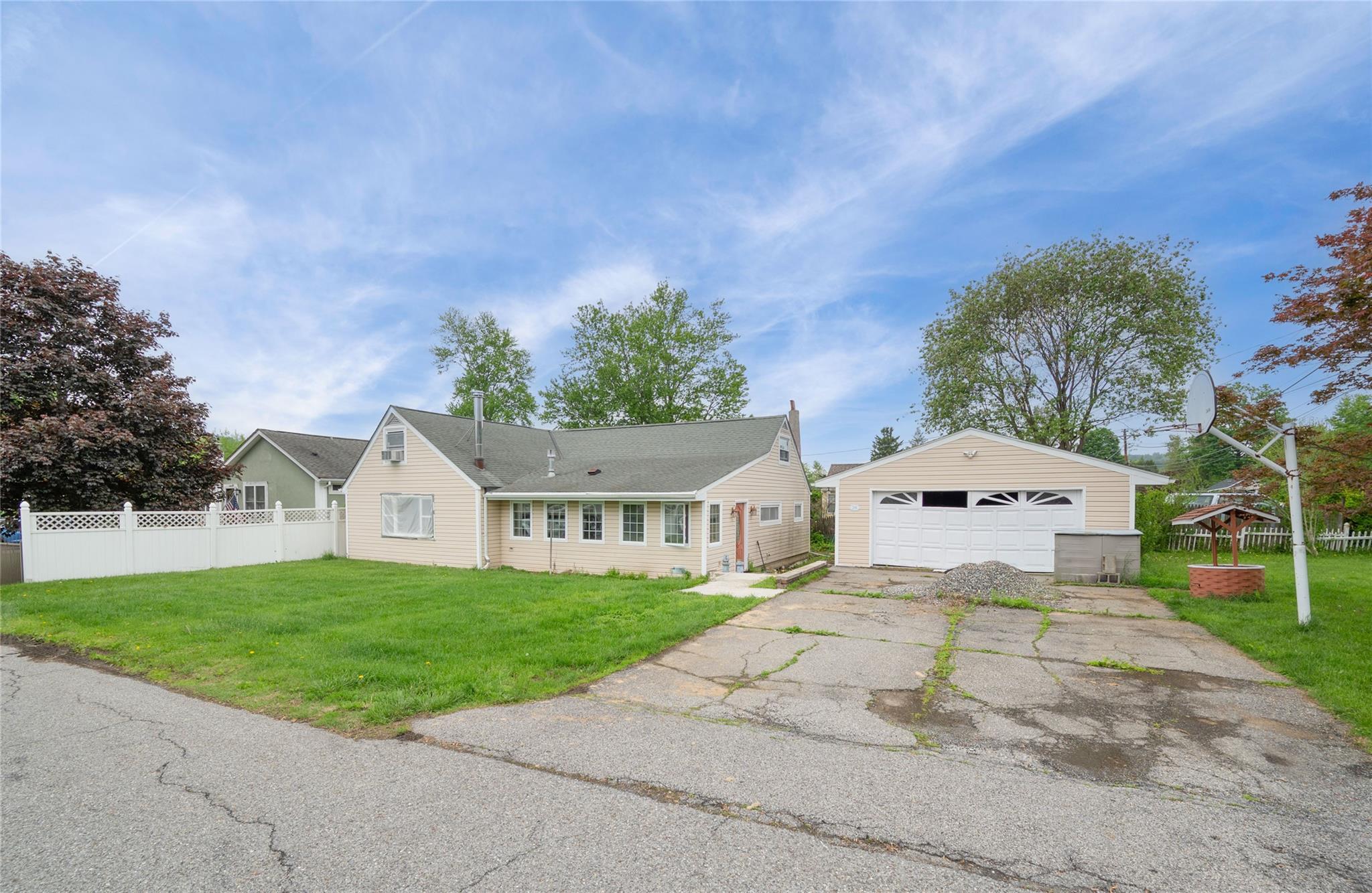 26 Clubhouse Drive, Carmel, New York image 1