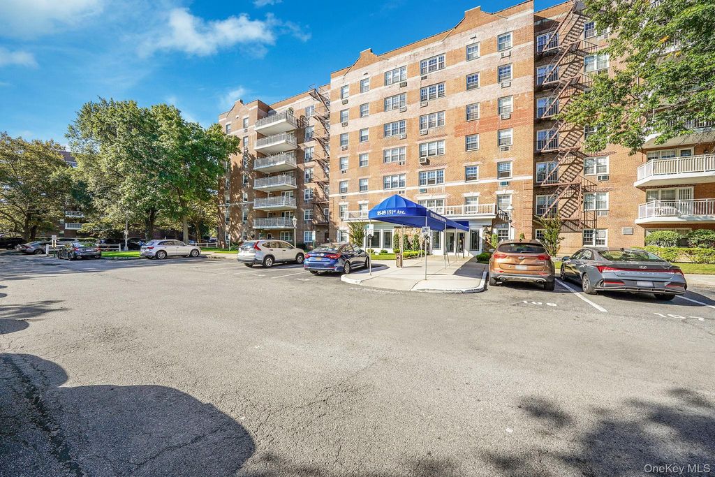 Photo of 8509 151st Avenue #5A, Howard Beach, NY 11414 (MLS # 922623)