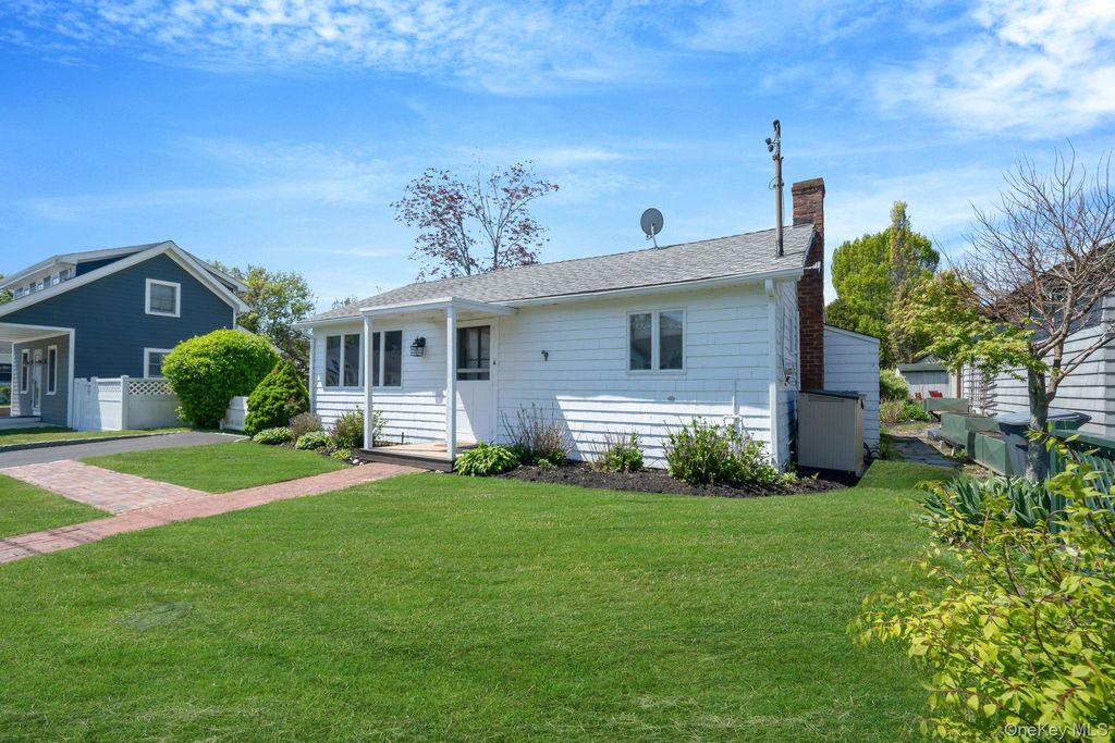 Photo of 77 Point Street, South Jamesport, NY 11970 (MLS # 995097)