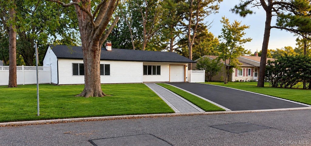 Photo of 9 Balsam Drive, Medford, NY 11763 (MLS # 1063487)