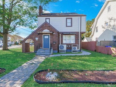 Photo of 21 James Ll Burrell Avenue, Hempstead, NY 11550 (MLS # 989952)