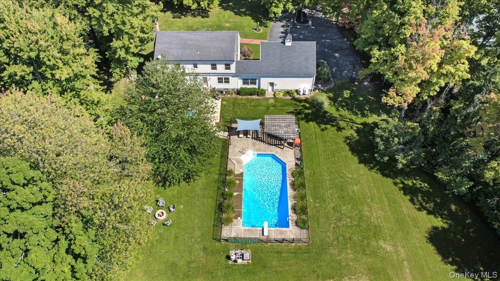 Photo of 304 Cedar Hill Road, Wappingers Falls, NY 12590 (MLS # 1053906)
