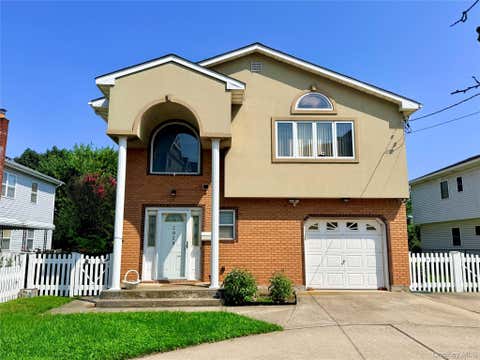 Photo of 2929 Rockaway Ave AVE, Oceanside, NY 11572 (MLS # 1036586)