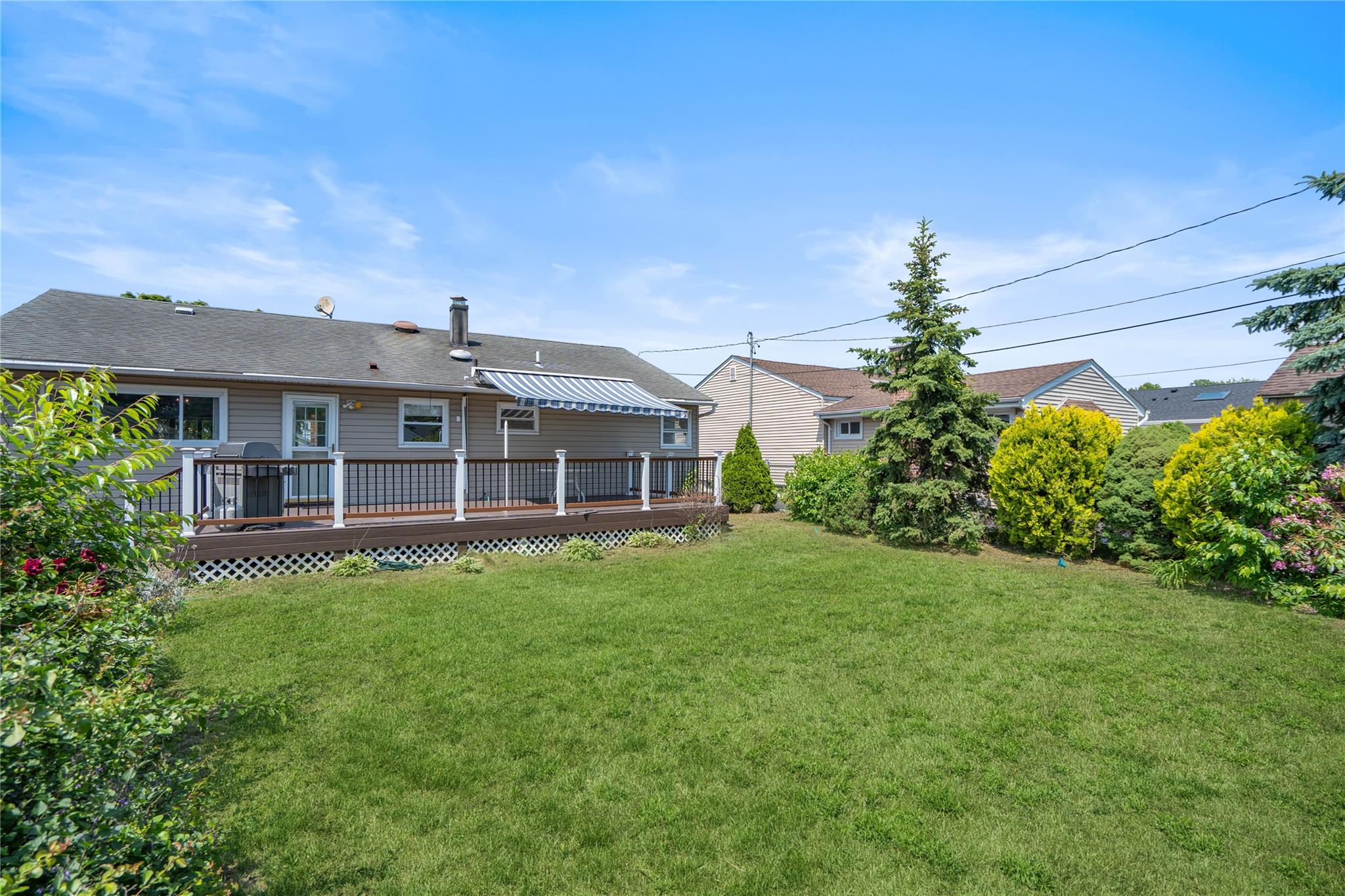 697 Byron Avenue, Franklin Square, New York image 25