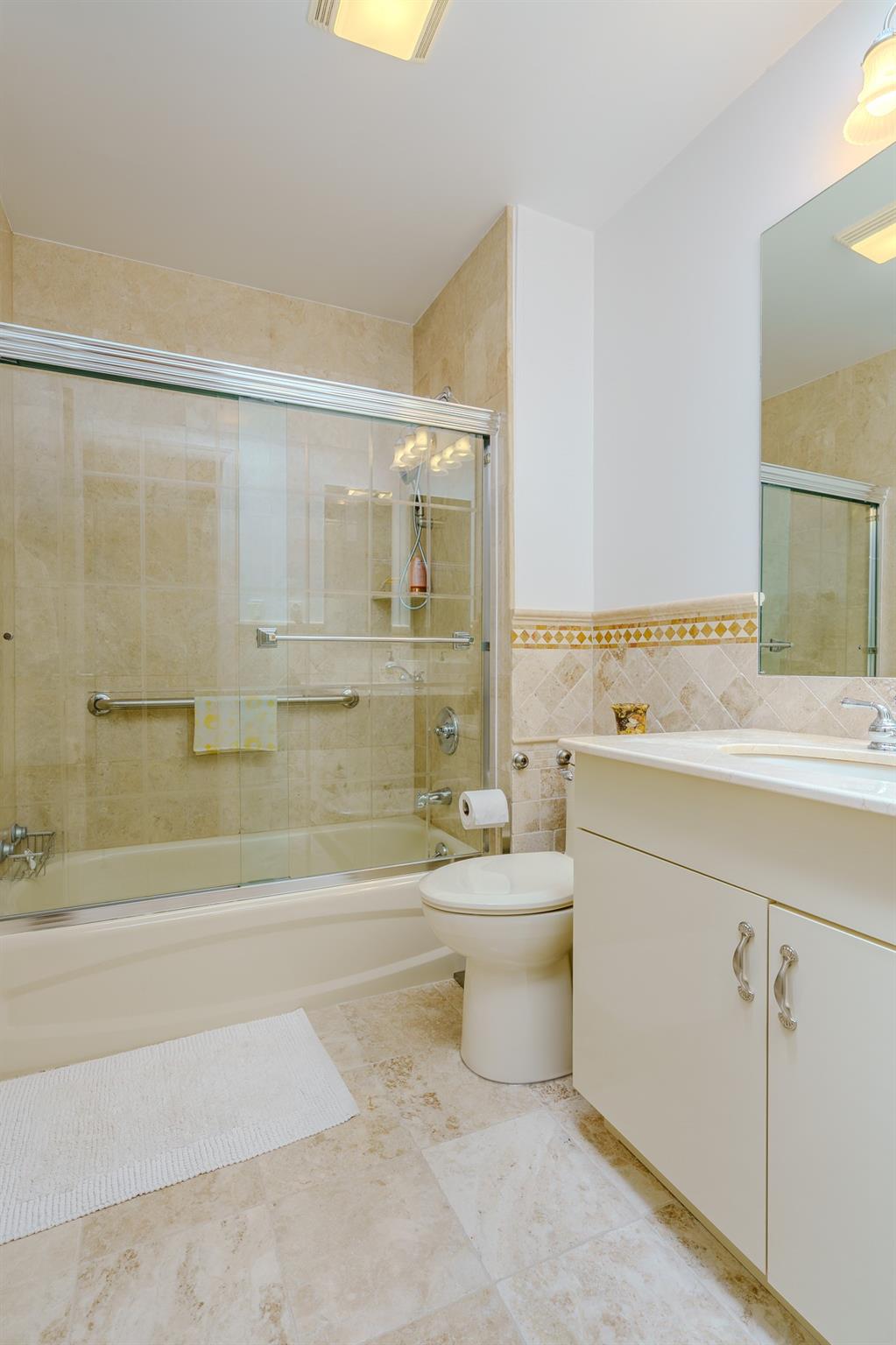 428 Toftree Court, Roslyn, New York image 17