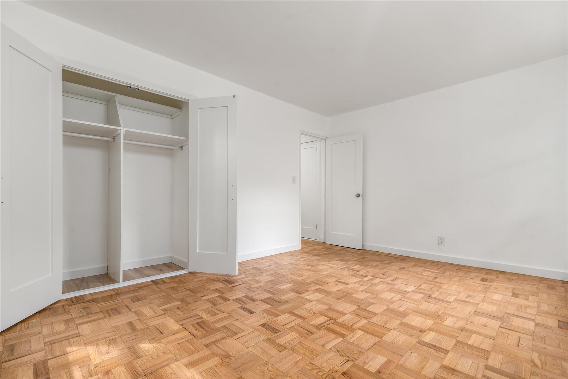 33-34 Crescent Street #5D, Astoria, New York image 14