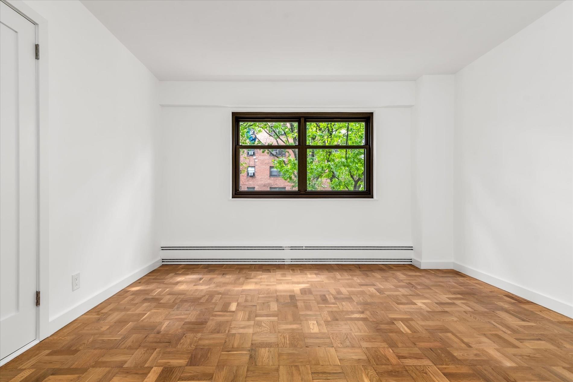 33-34 Crescent Street #5D, Astoria, New York image 15