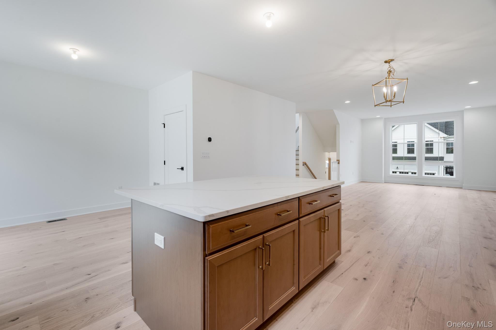 Fishkill, New York 12524, United States, 2 Bedrooms Bedrooms, ,3 BathroomsBathrooms,Residential,Active,246810