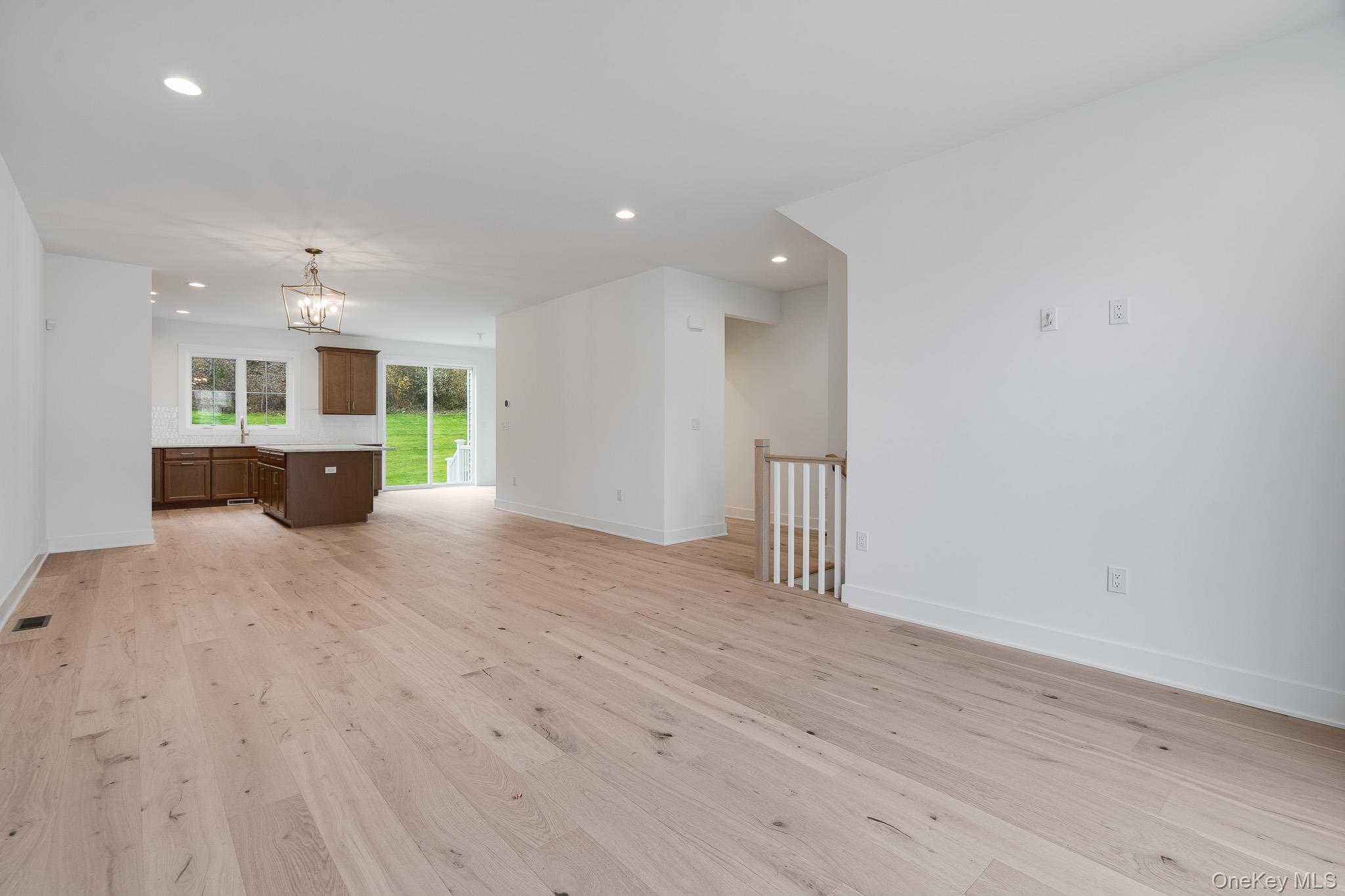 Fishkill, New York 12524, United States, 2 Bedrooms Bedrooms, ,3 BathroomsBathrooms,Residential,Active,246810