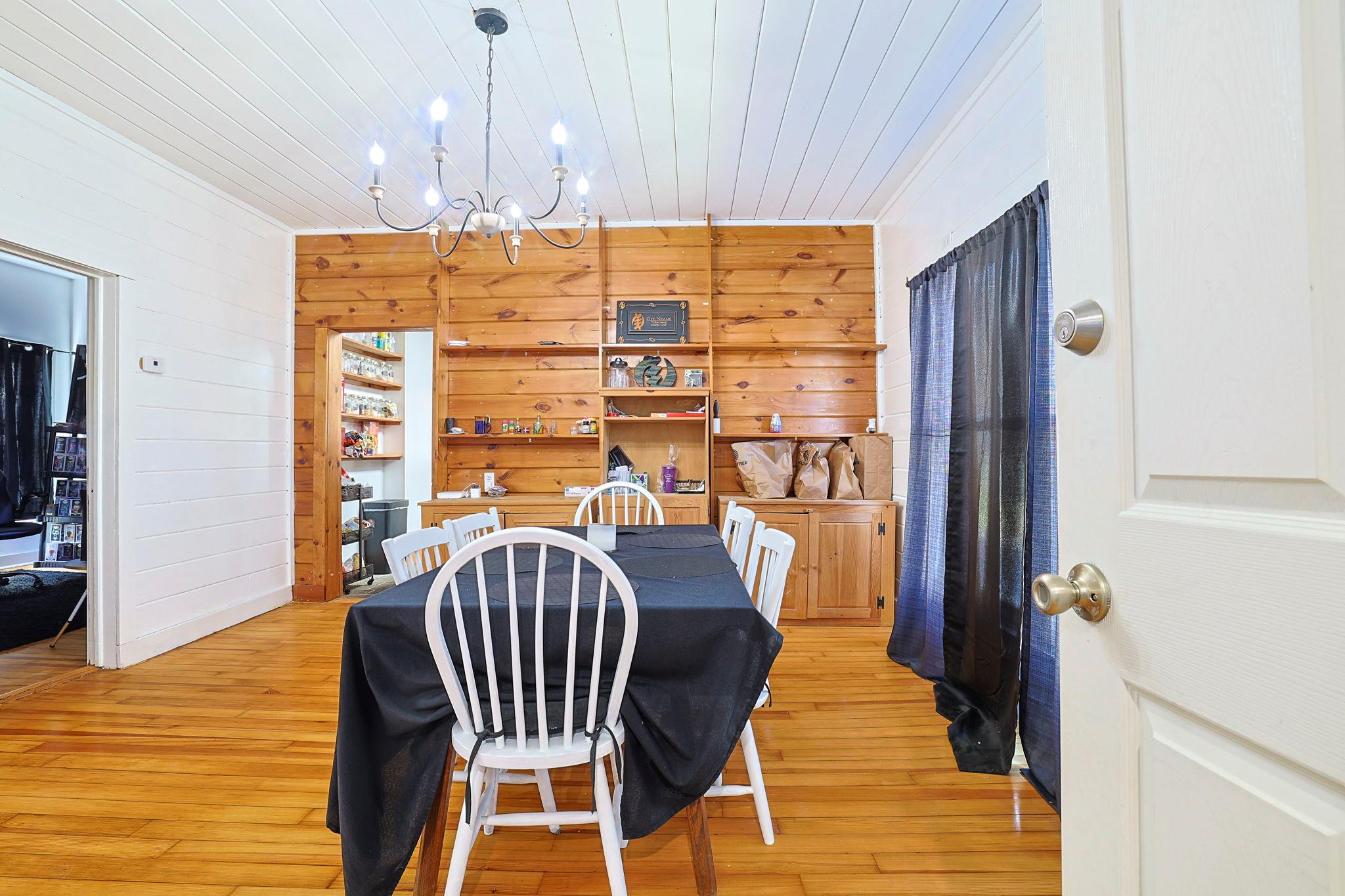1666 Main Street, Pleasant Valley, New York image 6