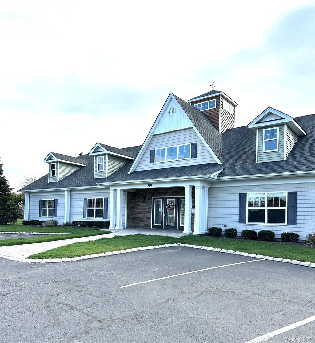 Photo of 156 Stoneleigh Drive, Riverhead, NY 11901 (MLS # 989122)