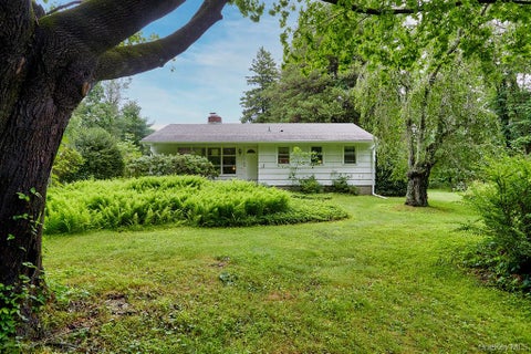 Homes For Sale - 21 Elmwood Road<br/> South Salem, NY 10590