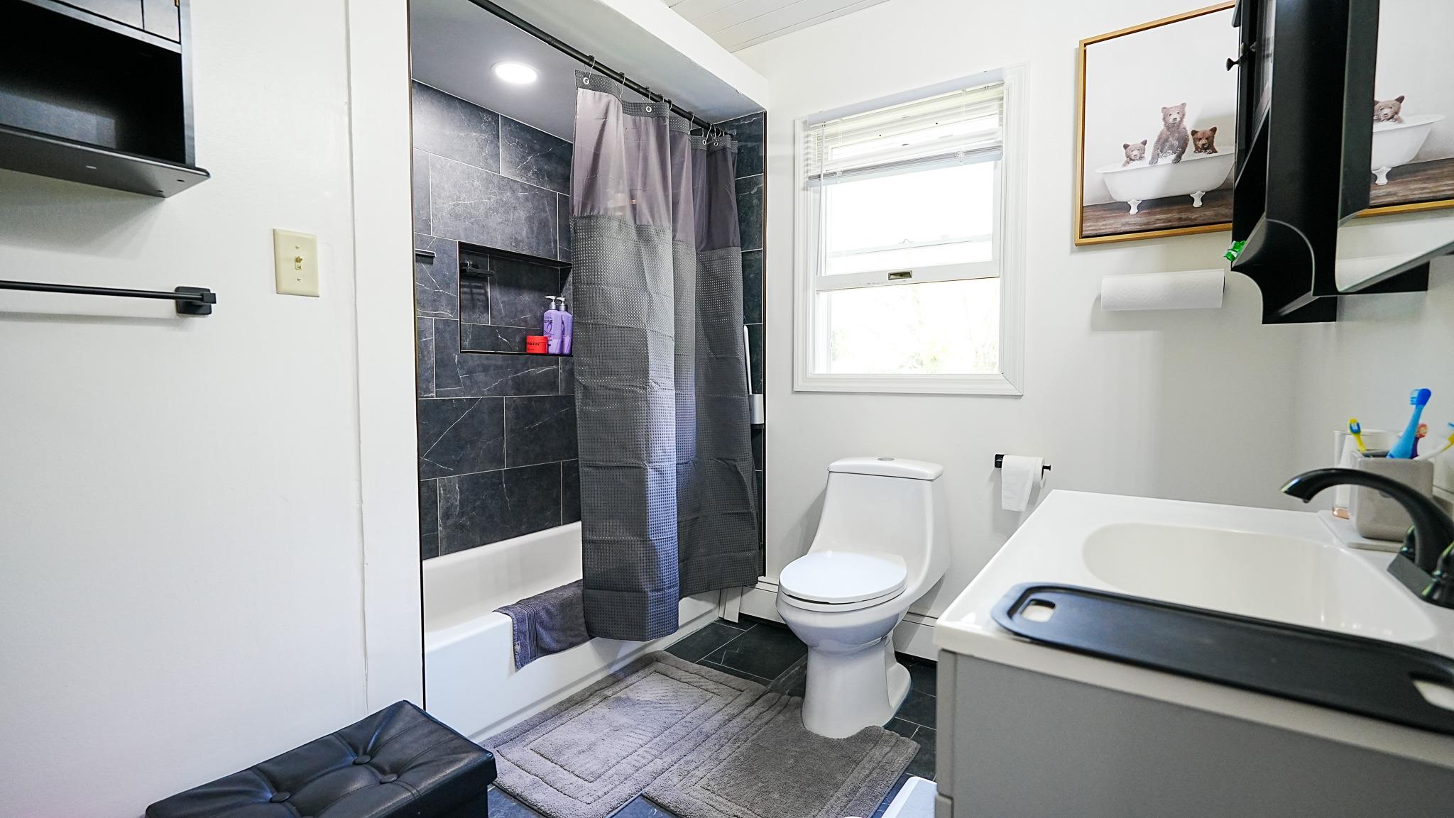 14 Muncey Road, Bay Shore, New York image 10