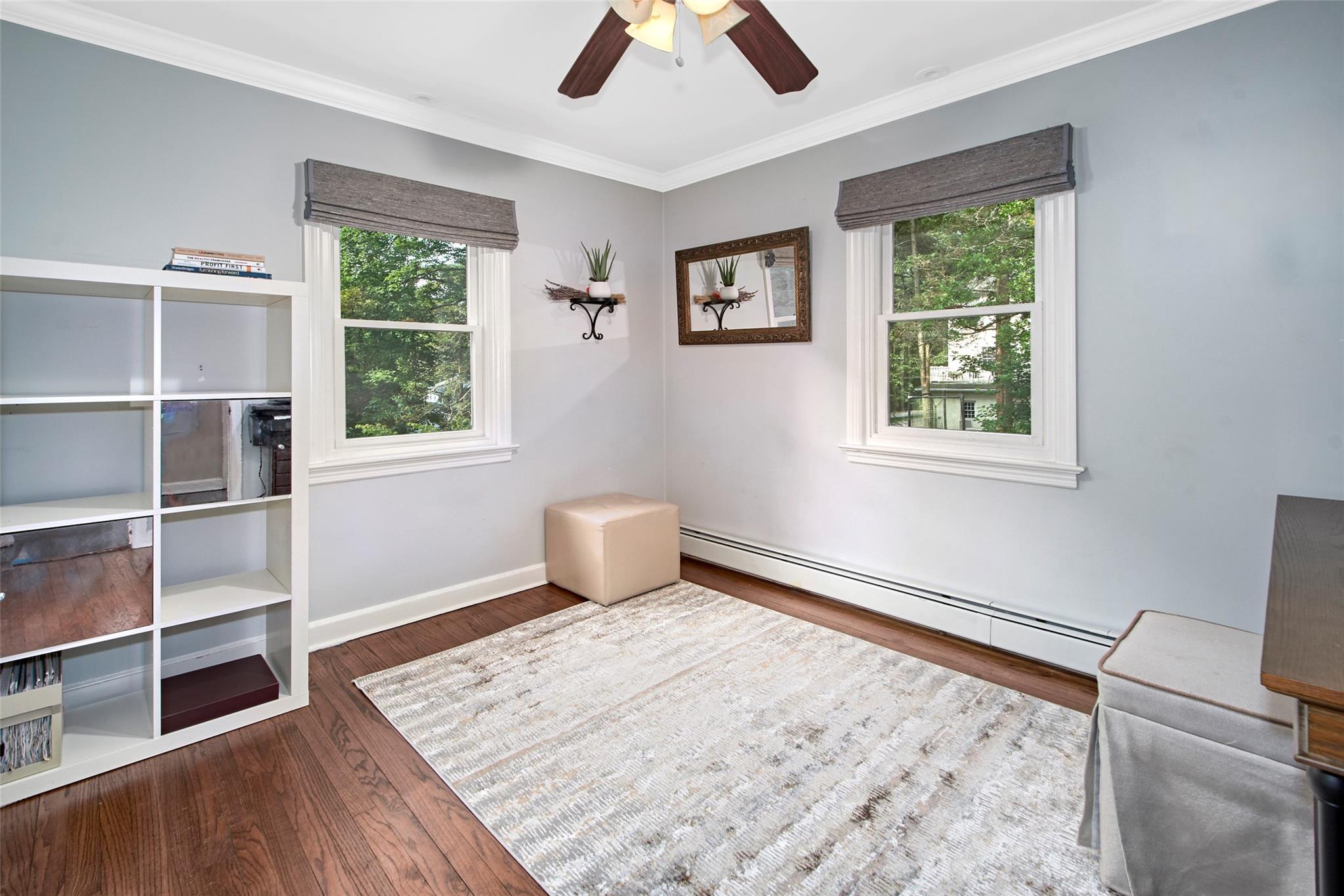 Chappaqua, New York 10514, United States, 4 Bedrooms Bedrooms, ,3 BathroomsBathrooms,Residential,Coming Soon,164282