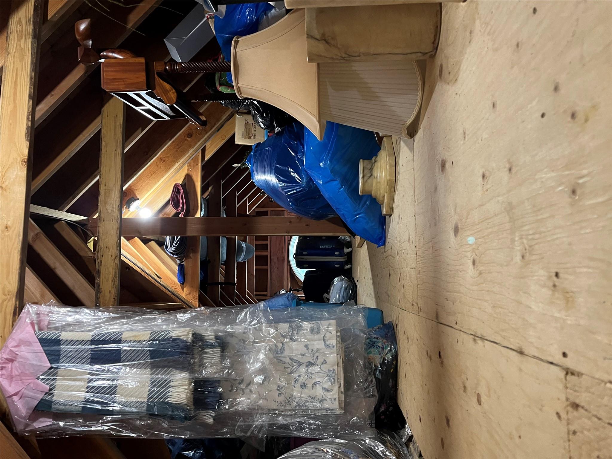 Chappaqua, New York 10514, United States, 4 Bedrooms Bedrooms, ,3 BathroomsBathrooms,Residential,Coming Soon,164282