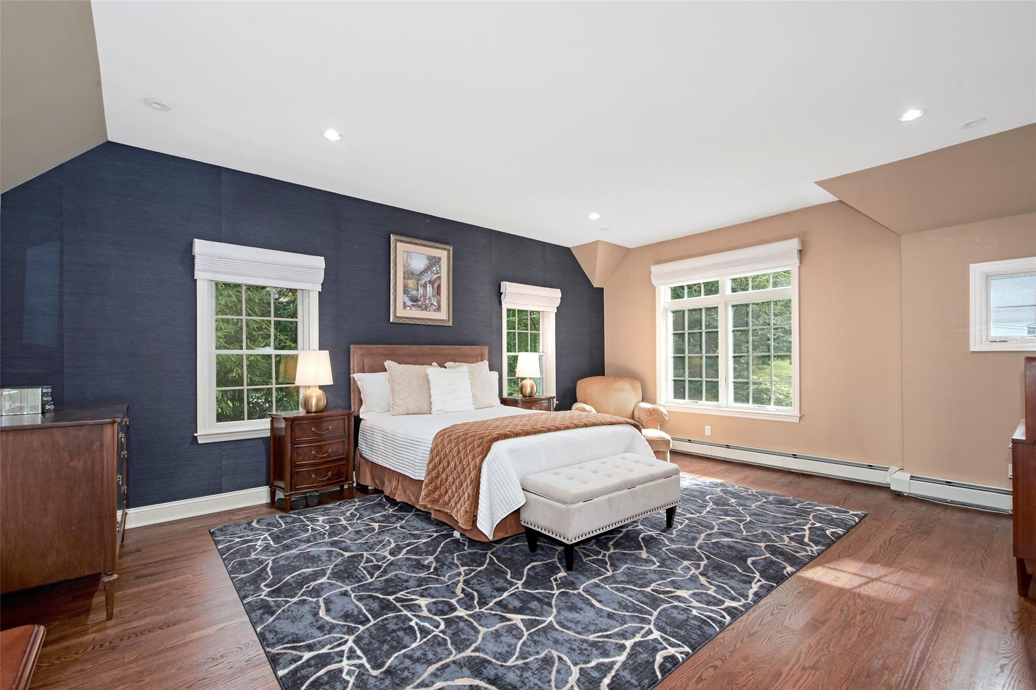 Chappaqua, New York 10514, United States, 4 Bedrooms Bedrooms, ,3 BathroomsBathrooms,Residential,Coming Soon,164282