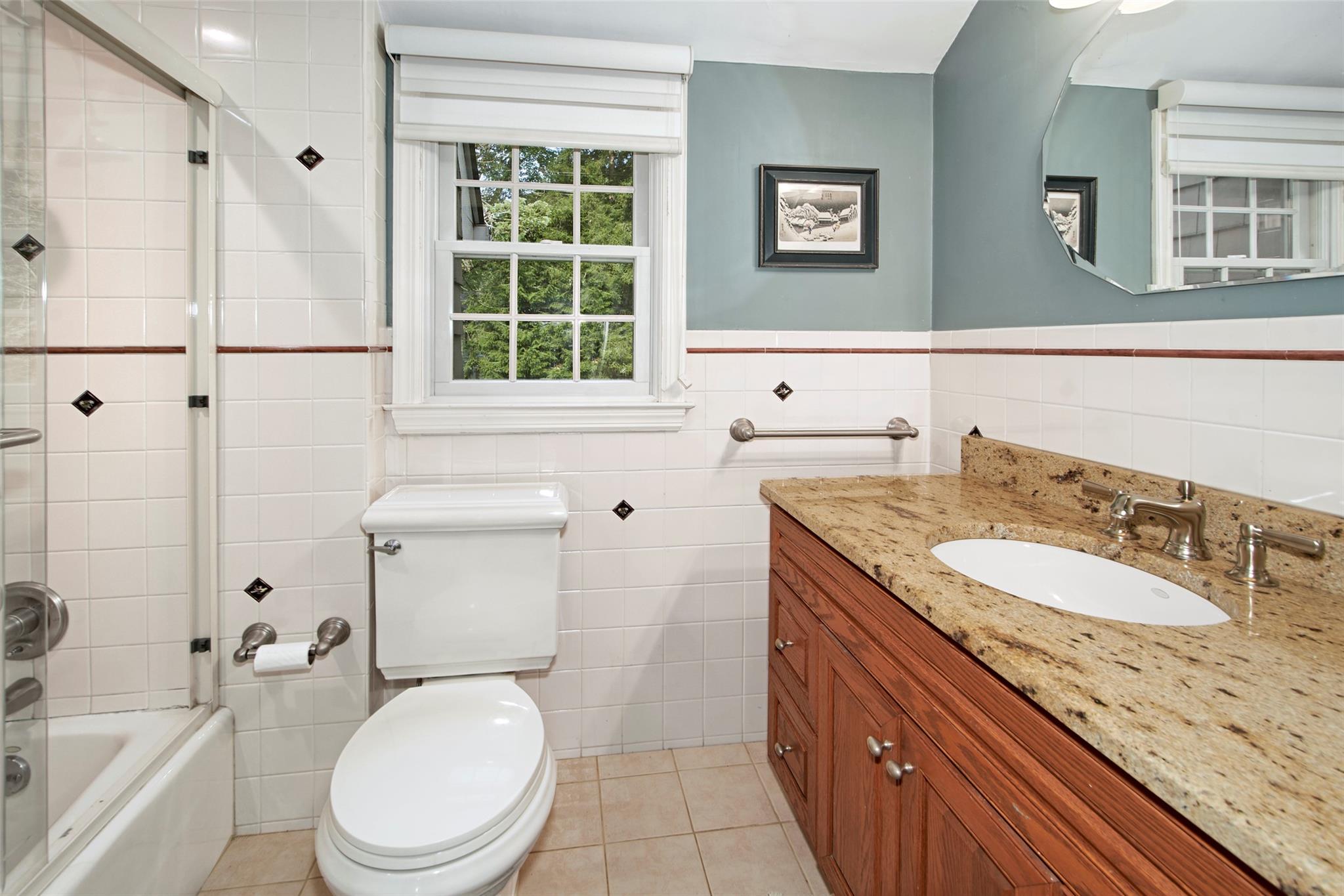 Chappaqua, New York 10514, United States, 4 Bedrooms Bedrooms, ,3 BathroomsBathrooms,Residential,Coming Soon,164282