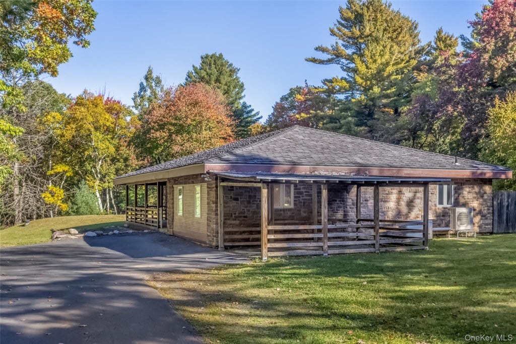 Photo of 296 Circle Road, Cragsmoor, NY 12420 (MLS # 1062468)
