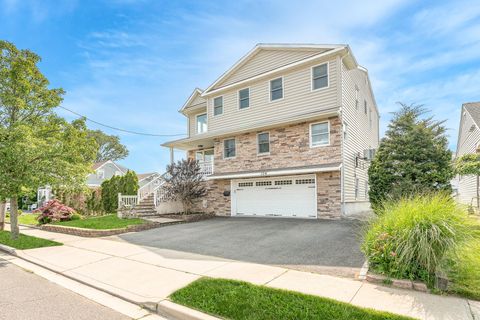 Photo of 106 Irving Avenue, Freeport, NY 11520 (MLS # 876413) Photo of 106 Irving Avenue, Freeport, NY 11520 (MLS # 876413)