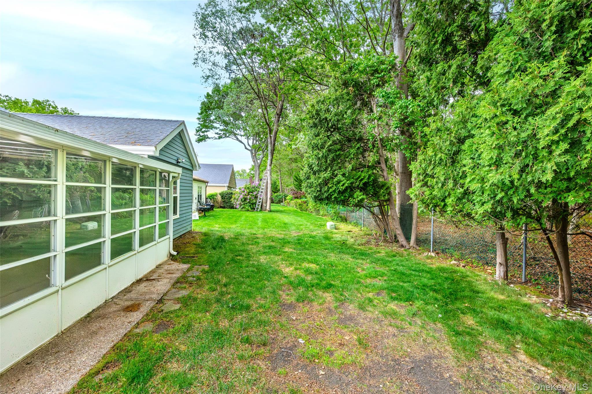 220 Belfast Lane