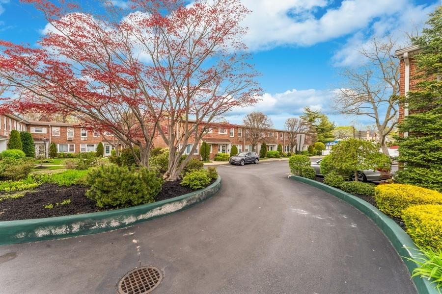 1570 Grand Avenue #23, Baldwin, New York image 4