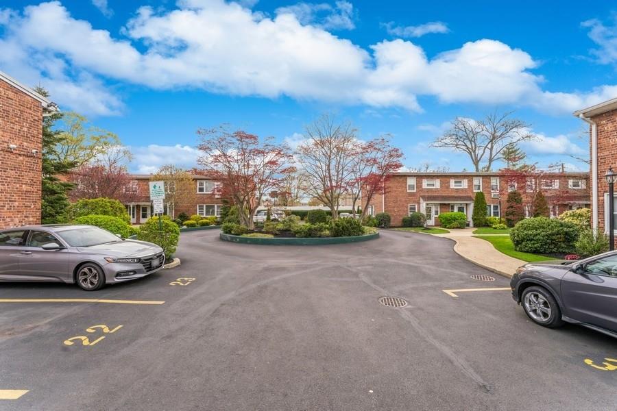 1570 Grand Avenue #23, Baldwin, New York image 19