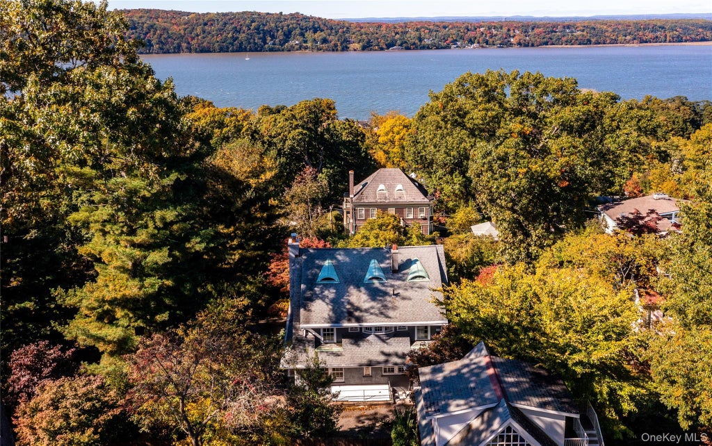 Photo of 42 Southlawn Avenue, Dobbs Ferry, NY 10522 (MLS # 1010802)