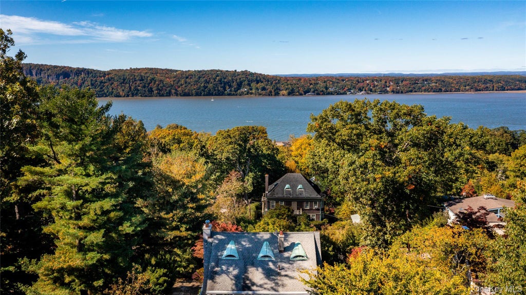 Photo of 42 Southlawn Avenue, Dobbs Ferry, NY 10522 (MLS # 1010802)