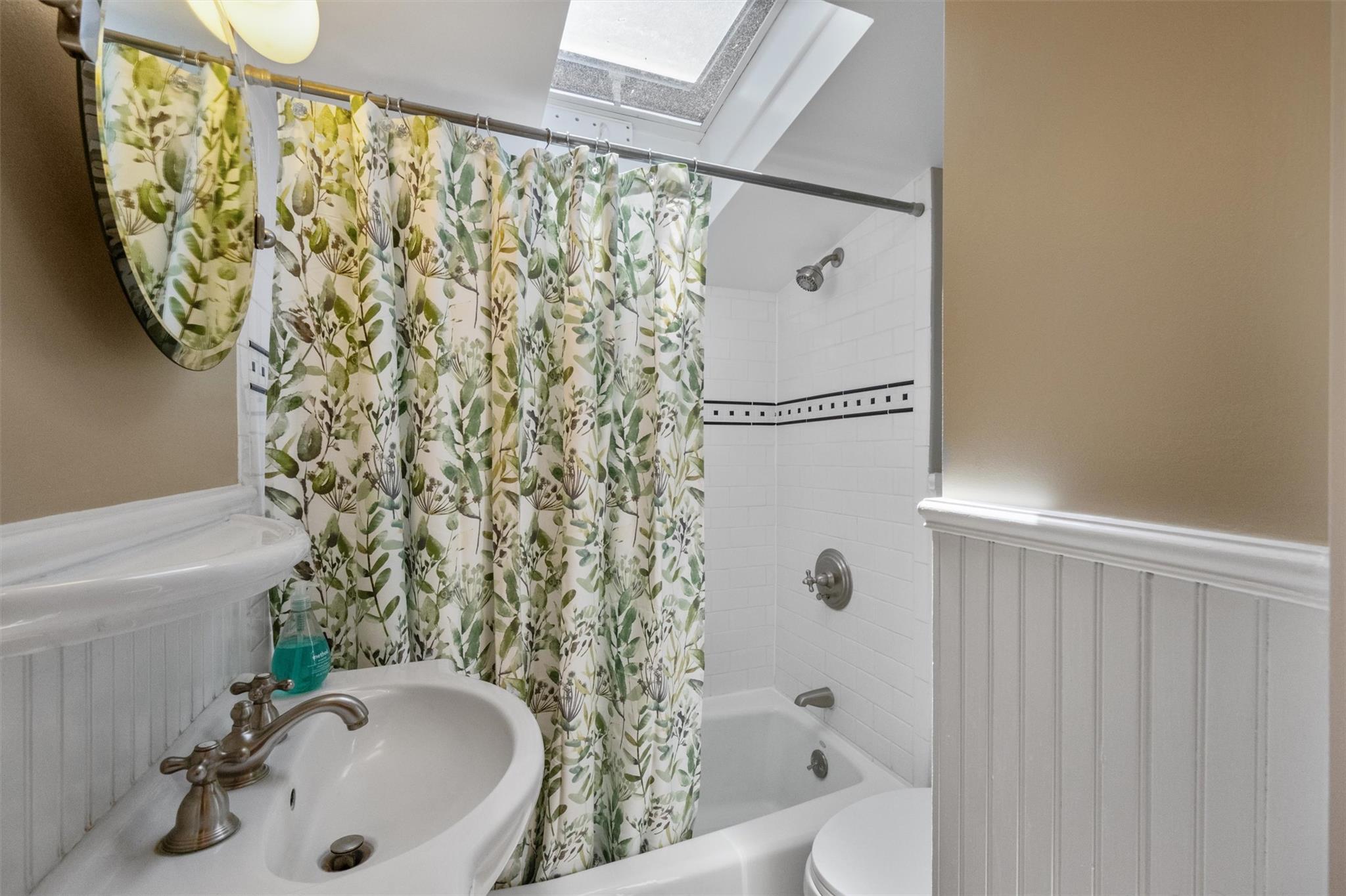 Croton-On-Hudson, New York 10520, United States, 2 Bedrooms Bedrooms, ,2 BathroomsBathrooms,Residential,Pending,124671