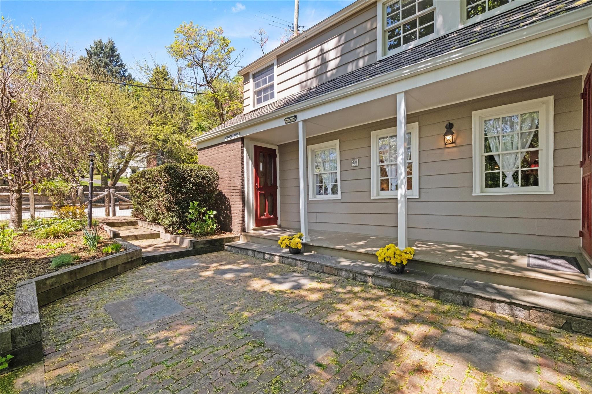 22 Terrace Place