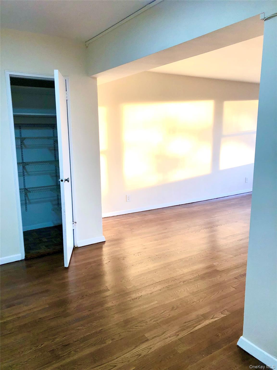 4315 Webster Avenue 4E