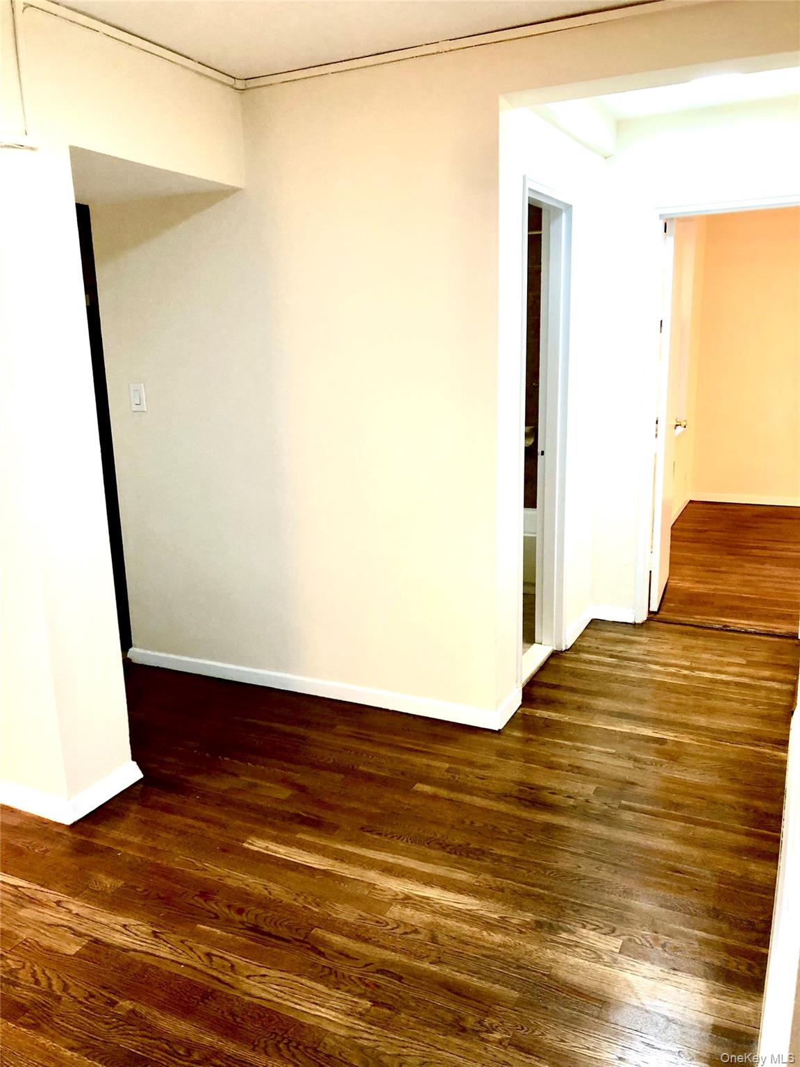 4315 Webster Avenue 4E