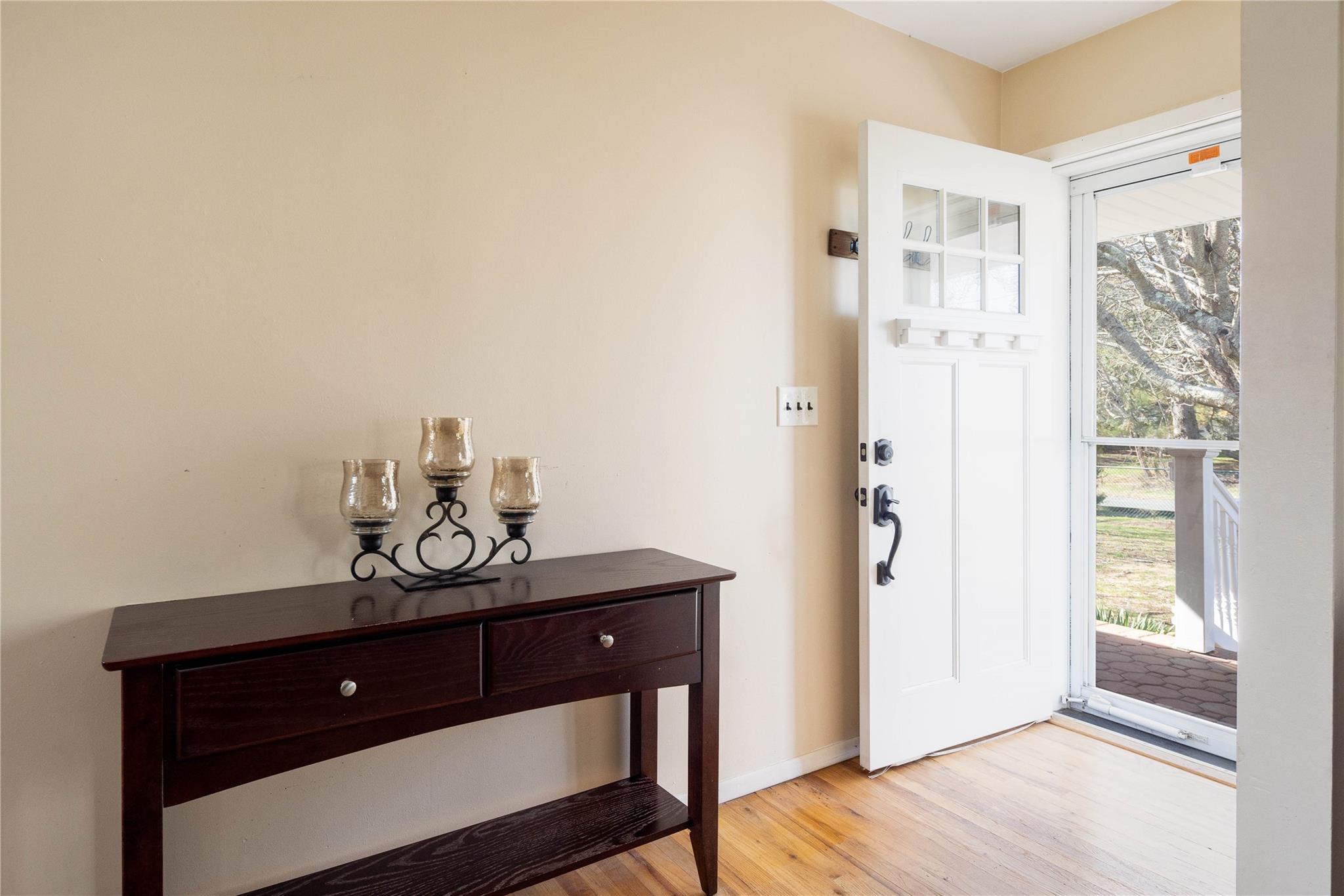750 Tasker Lane, Greenport, New York image 5