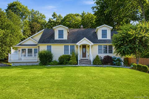 Homes For Sale - 12 Leeside Road<br/> Putnam County, Carmel, NY 10512