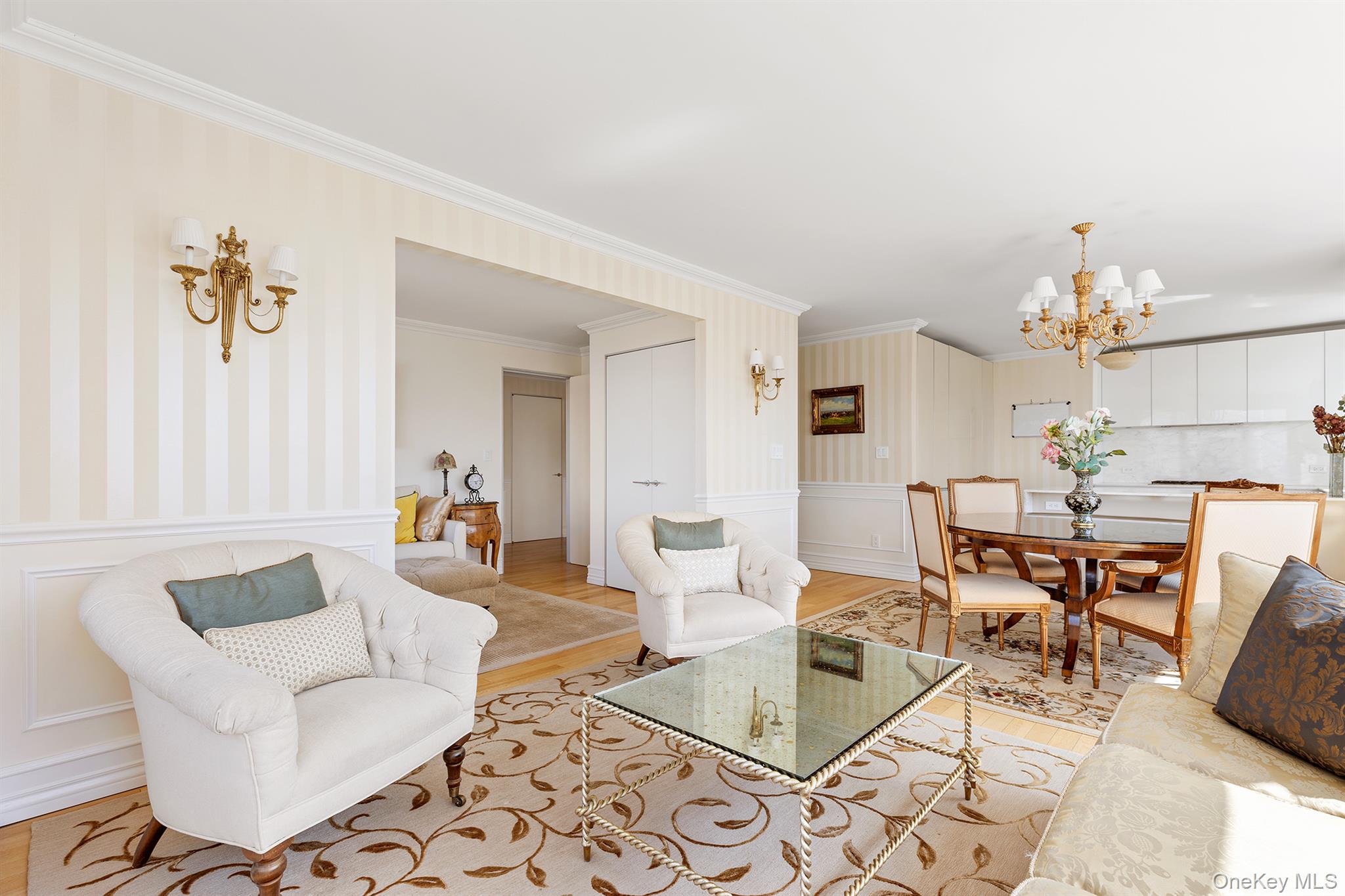 322 W 57th Street 33U