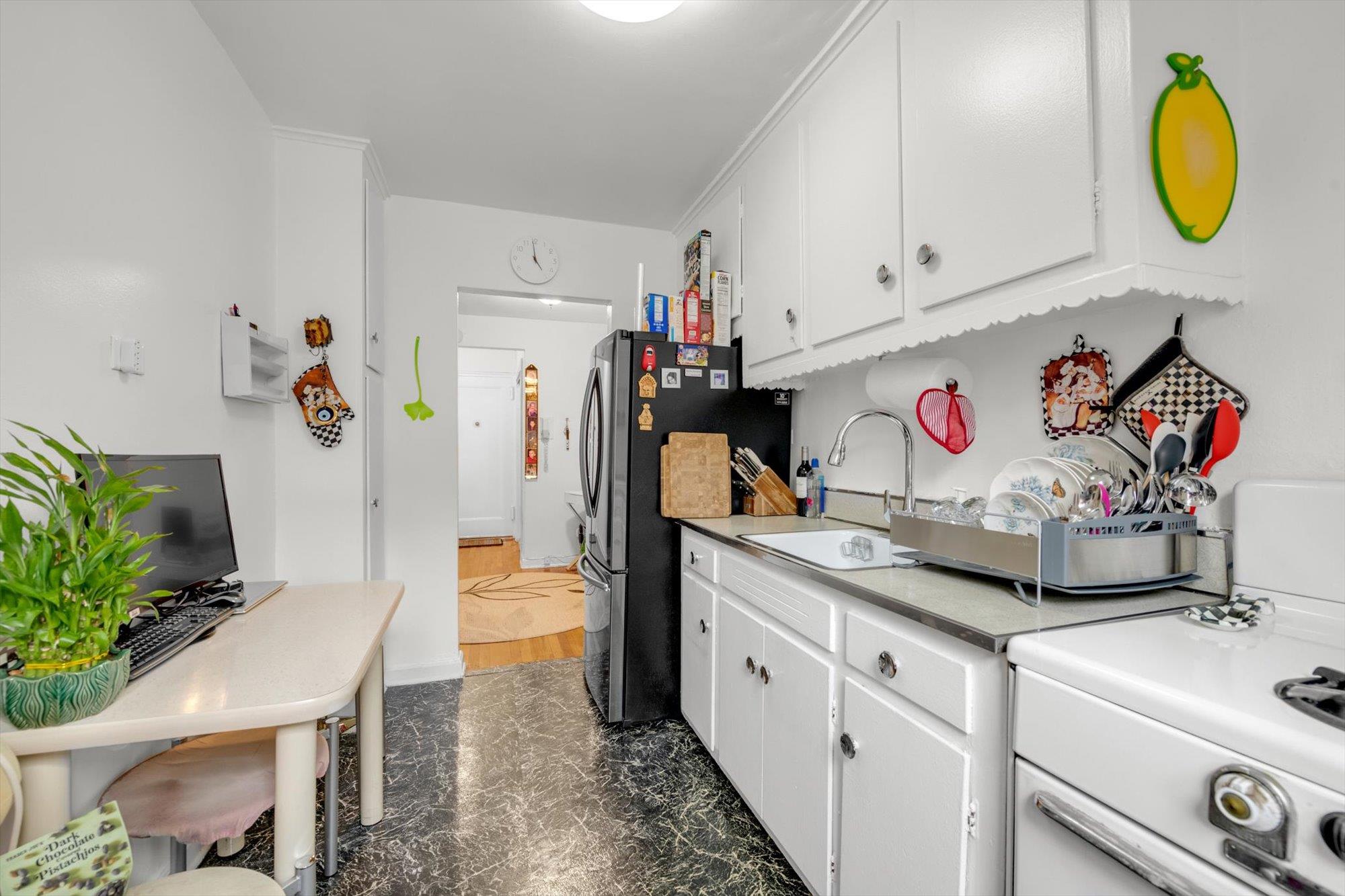 105-55 62 Drive #E6, Forest Hills, New York image 6