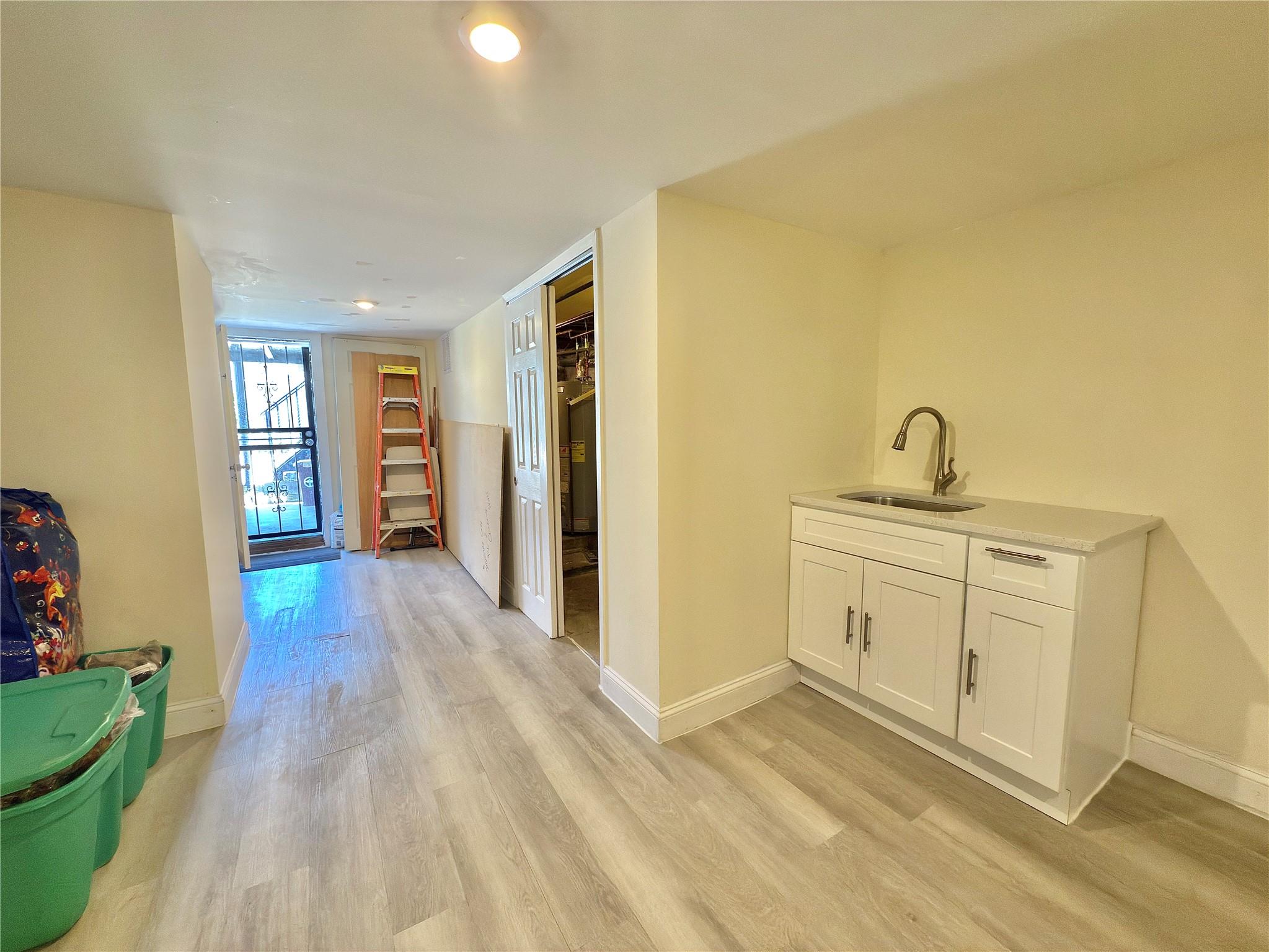 1428 Hobart Avenue, Bronx, New York image 15