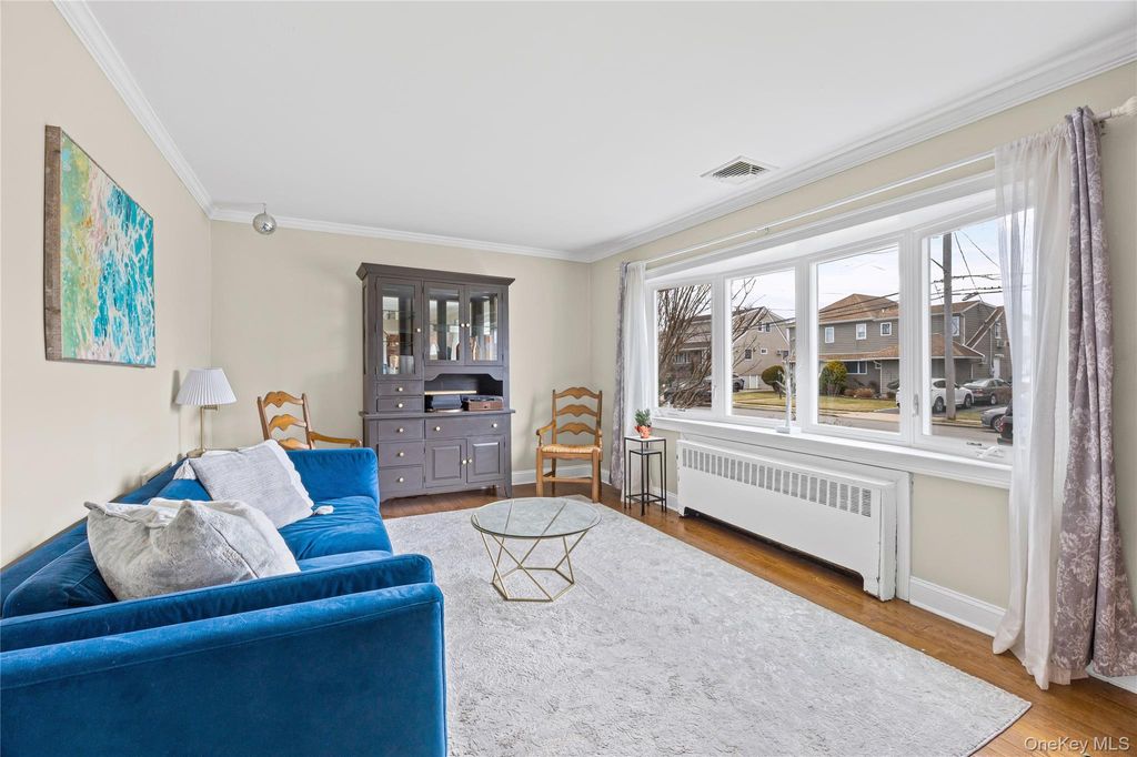 Photo of 3285 Neptune Avenue, Oceanside, NY 11572 (MLS # 951690)