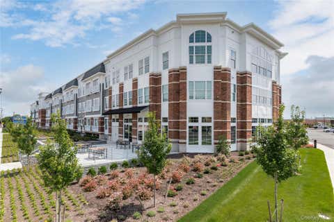 Apartment For Rent - 75 E Hoffman Avenue #3008<br/> Lindenhurst, NY 11757