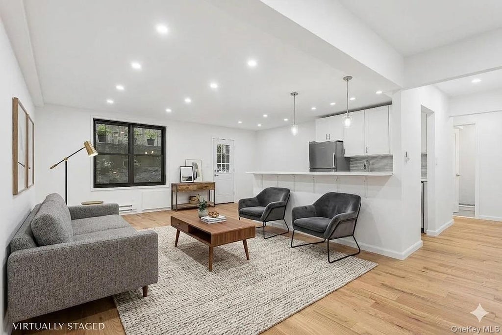 Photo of 45 Overlook Terrace #3G, New York (Manhattan), NY 10033 (MLS # 1058845)