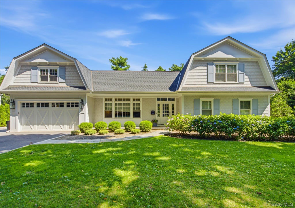 Photo of 2 Wood Lane, Locust Valley, NY 11560 (MLS # 1057004)