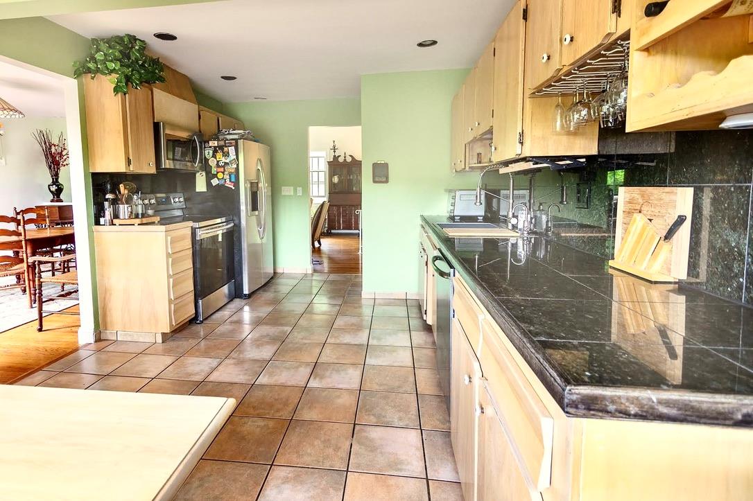 206 Beach Drive, Mahopac, New York image 10