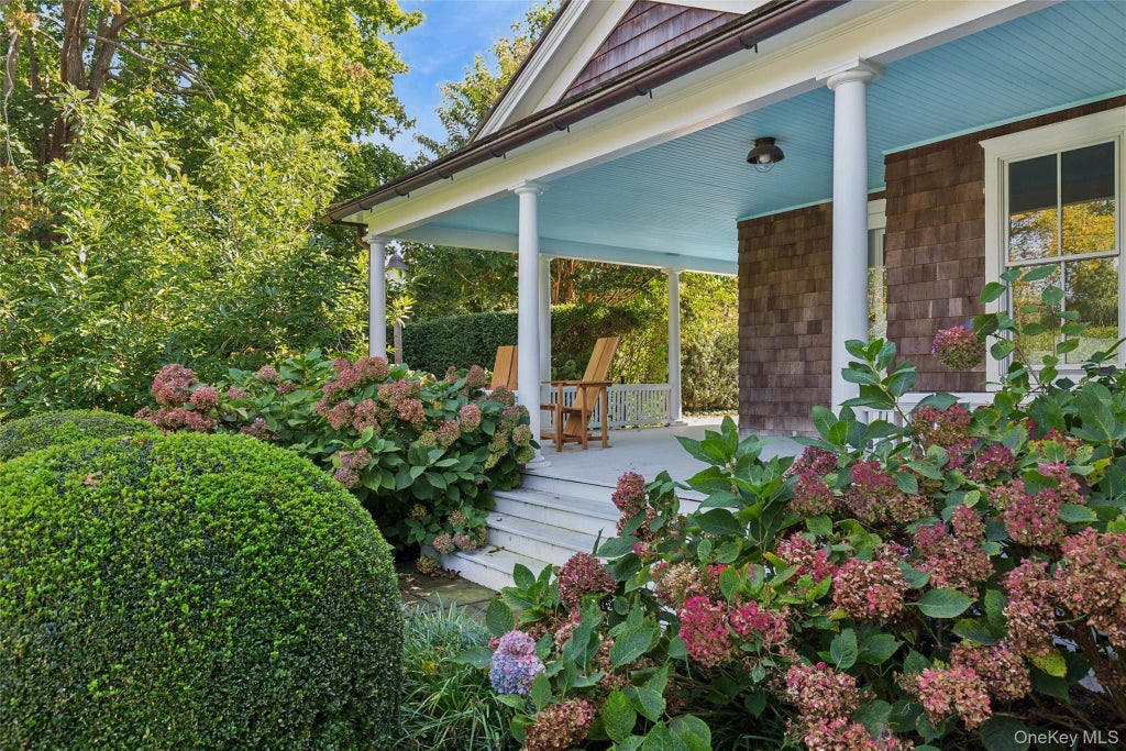 Photo of 86 Pantigo Road, East Hampton, NY 11937 (MLS # 1068835)