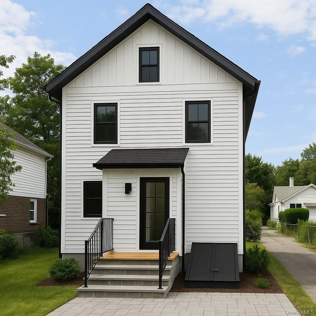 Photo of 24 Columbia Street, Huntington Station, NY 11746 (MLS # 927459)