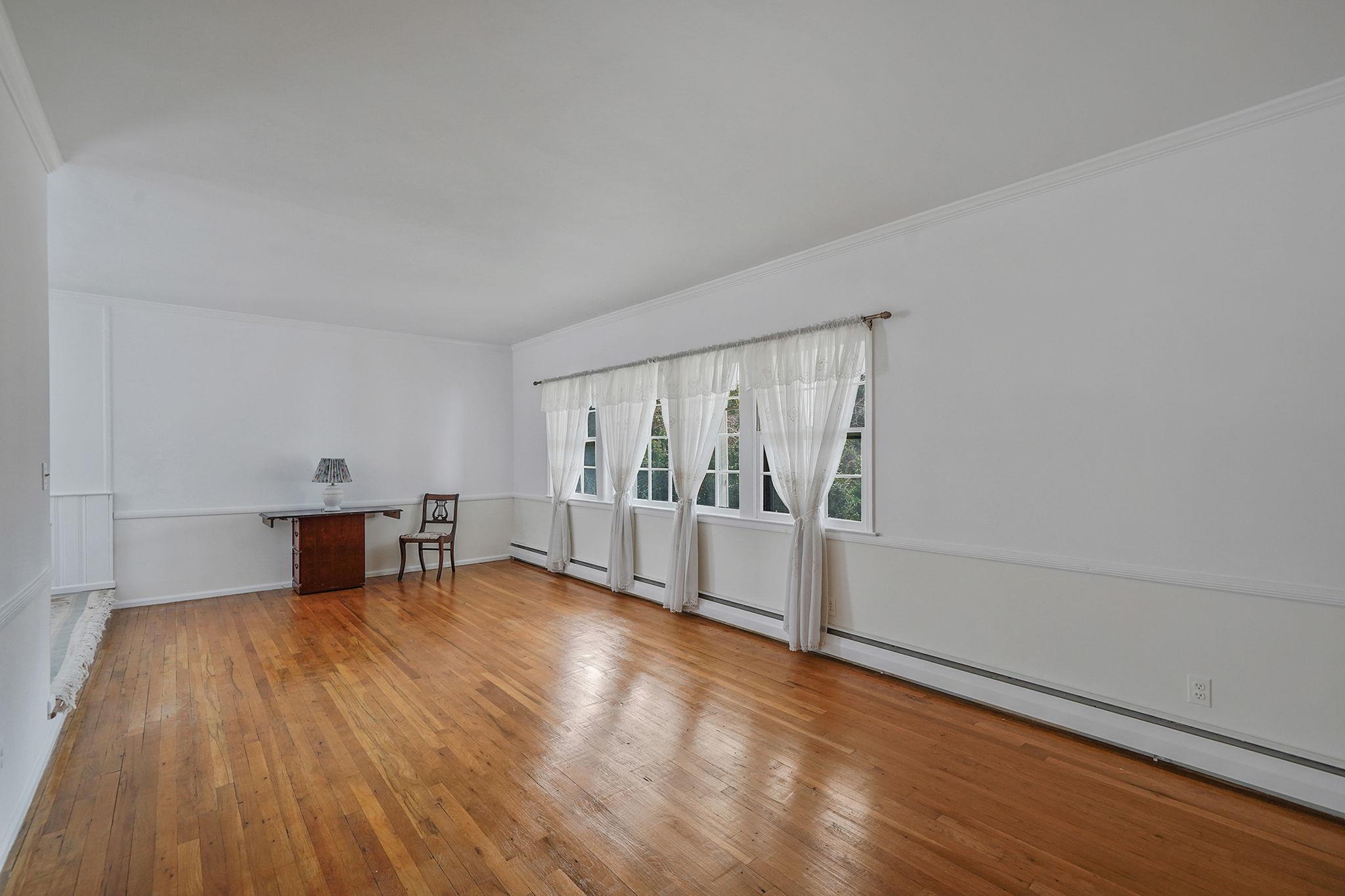 10 Beacon Hill Drive, Stony Brook, New York image 10