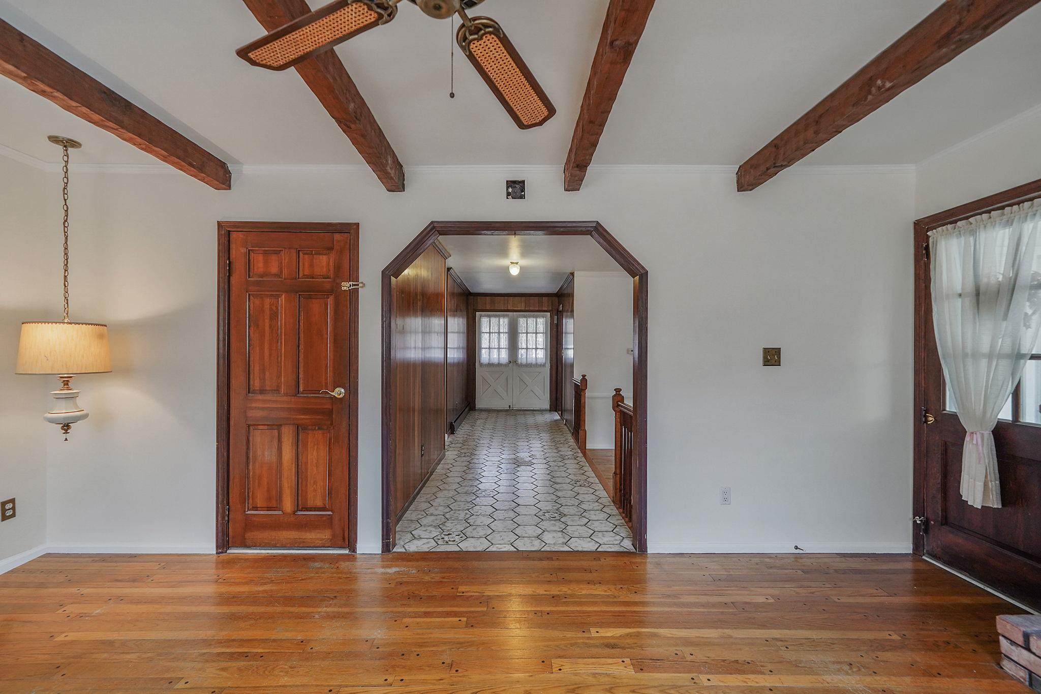 10 Beacon Hill Drive, Stony Brook, New York image 15
