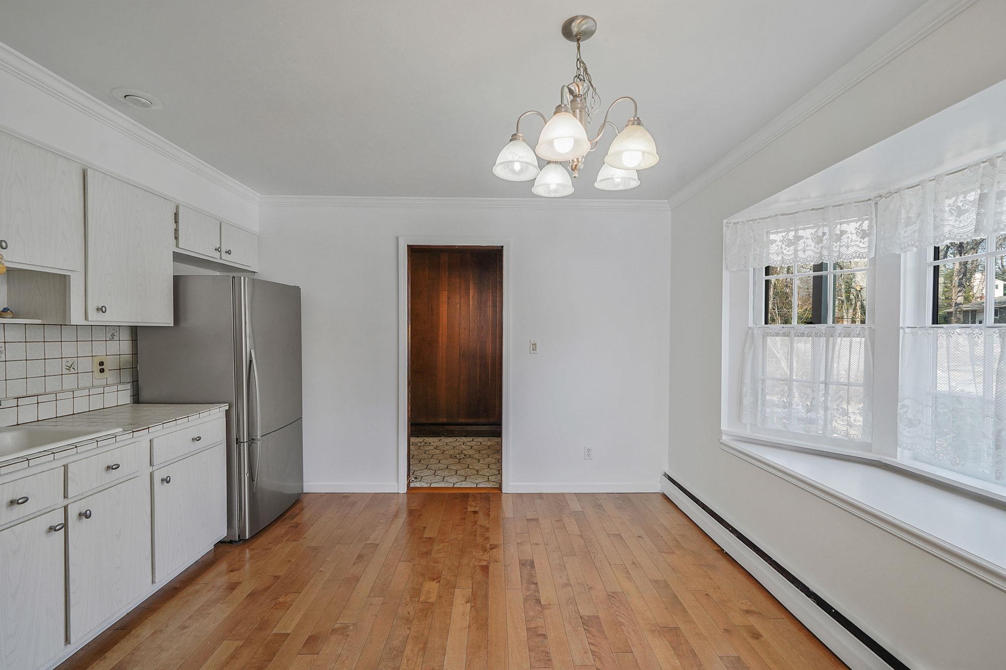 10 Beacon Hill Drive, Stony Brook, New York image 6