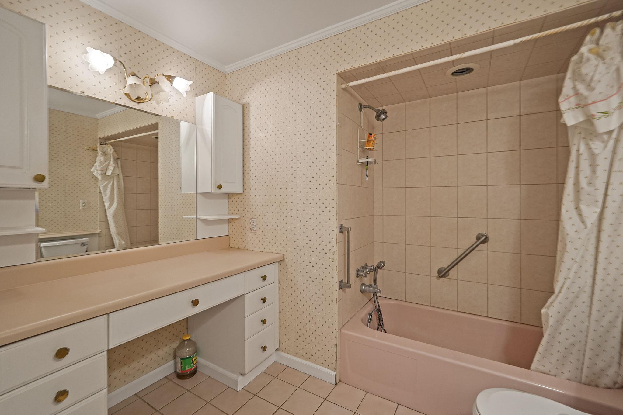 10 Beacon Hill Drive, Stony Brook, New York image 25